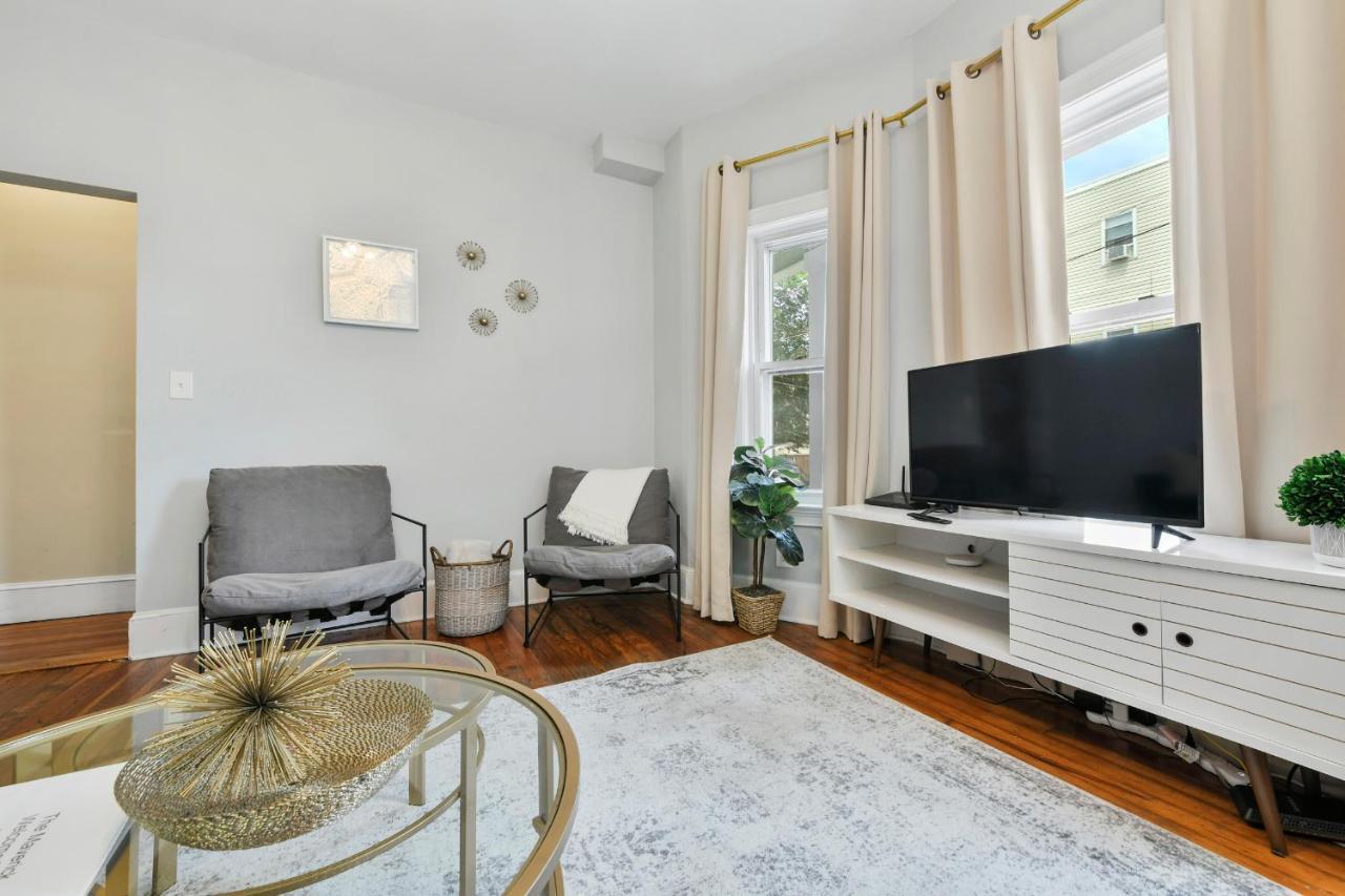 The Maverick - Luxurious Apartment - Free Parking - 2 Miles From Boston Logan Airport Chelsea Exteriör bild